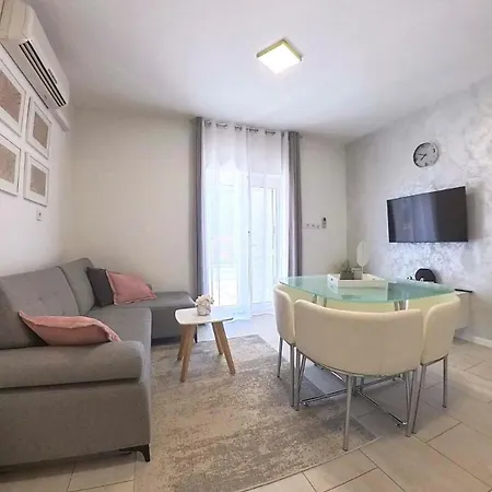 Vila Adria Riva