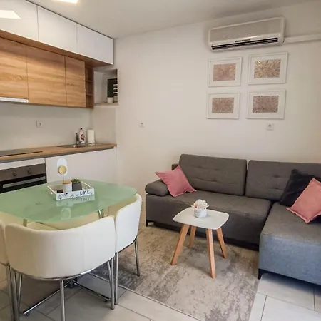 Vila Adria Riva Daire